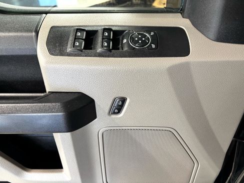 Used 2021 Ford F250 XL w/ STX Appearance Package image 26