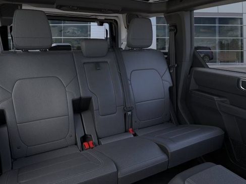 New 2026 Ford Bronco Badlands AWD/4WD image 13