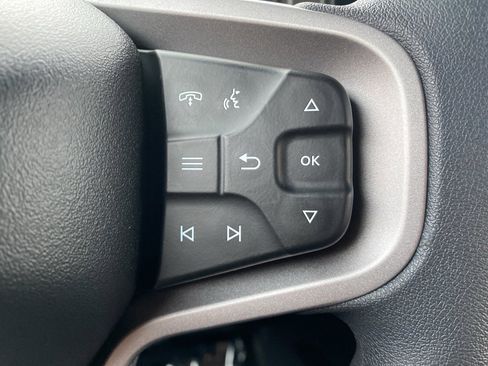 New 2025 Ford Bronco Base image 10