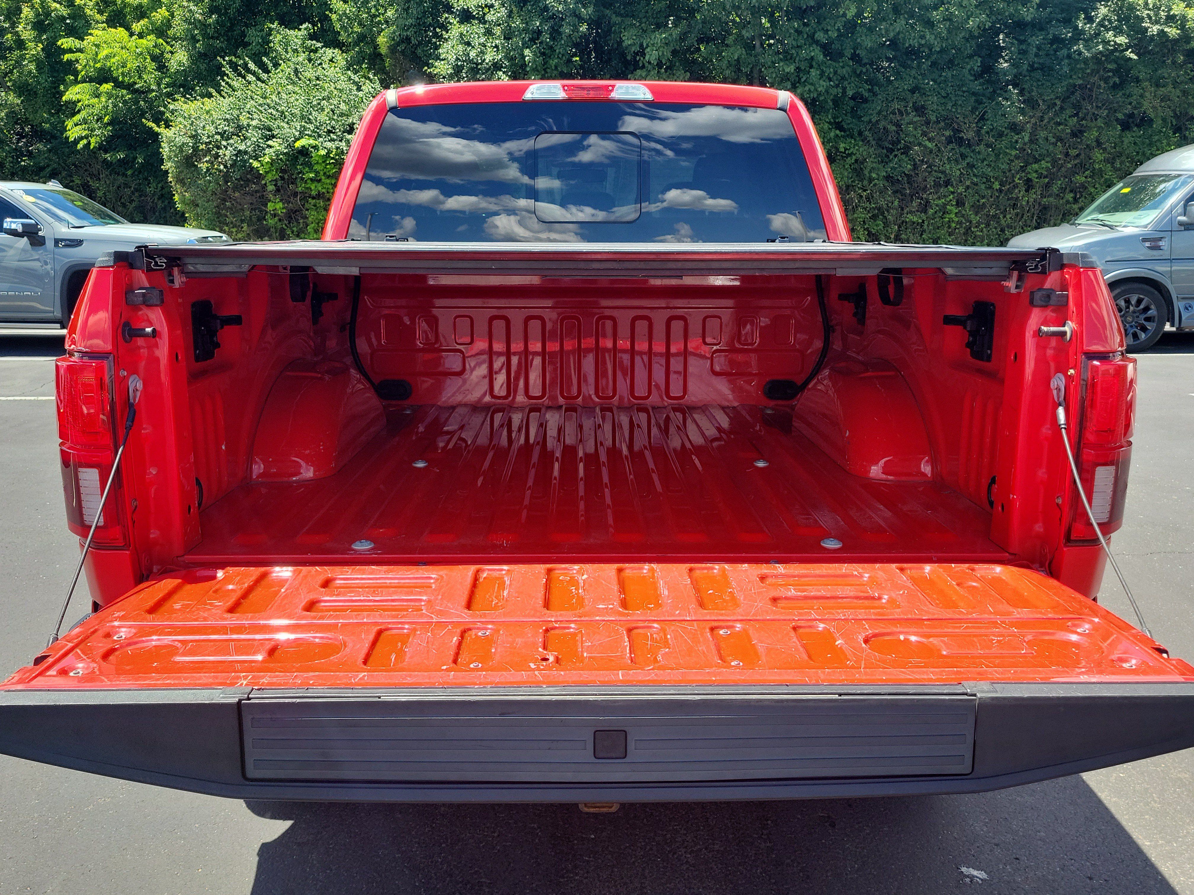 Used 2019 Ford F150 Lariat AWD/4WD image 8