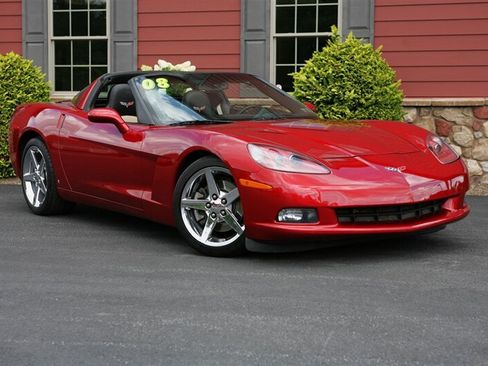 Used 2008 Chevrolet Corvette Coupe w/ Preferred Equipment Group RWD image 9