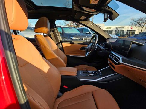 Used 2024 BMW 330i xDrive Sedan w/ Premium Package image 11