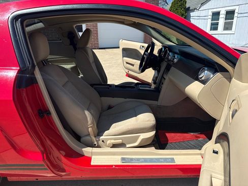 Used 2006 Ford Mustang Coupe image 10