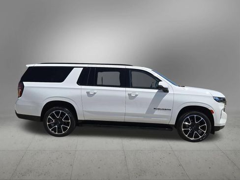 Used 2022 Chevrolet Suburban RST w/ Luxury Package RWD image 7
