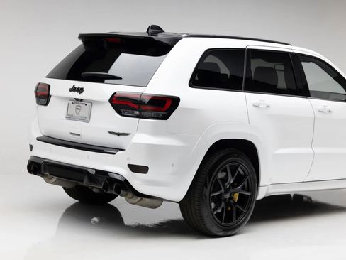 Used 2020 Jeep Grand Cherokee Trackhawk AWD/4WD image 39
