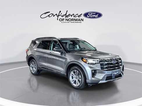 New 2026 Ford Explorer Active image 11