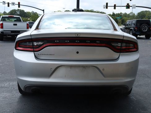 Used 2019 Dodge Charger Police image 3