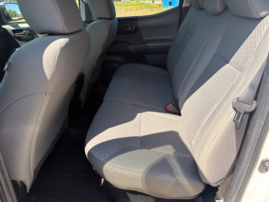 Used 2023 Toyota Tacoma SR AWD/4WD image 37