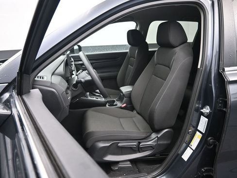 Used 2025 Honda CR-V LX image 19