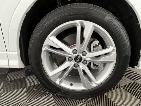 Used 2021 Audi Q3 2.0T Premium w/ Convenience Package image 14