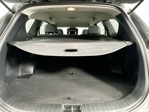 Used 2019 Hyundai Santa Fe SE FWD image 27