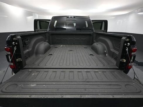 Used 2021 RAM 2500 Limited image 48