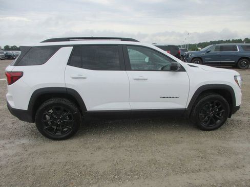 New 2026 GMC Terrain Elevation w/ Elevation Premium Package AWD/4WD image 3