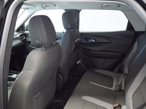 Used 2024 Chevrolet TrailBlazer LT AWD/4WD image 18
