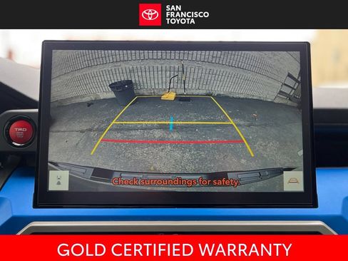 Certified 2025 Toyota Tacoma TRD Off-Road AWD/4WD image 28
