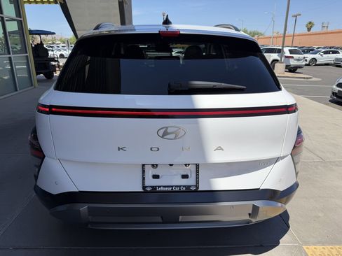 Used 2024 Hyundai Kona Limited FWD image 13