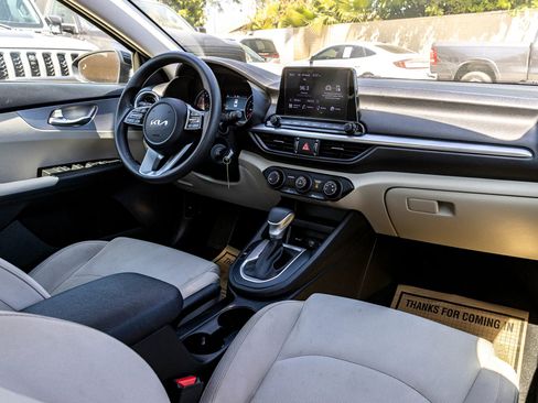 Used 2023 Kia Forte LXS w/ LXS Technology Package FWD image 32