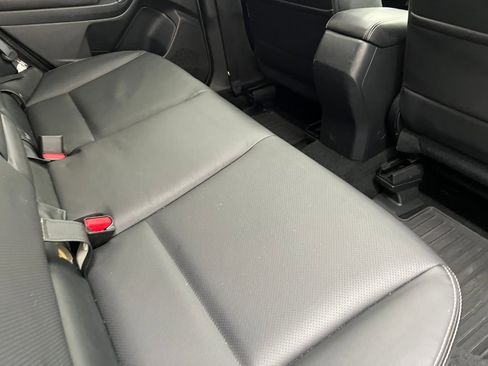 Used 2016 Subaru Forester 2.5i Limited w/ Rugged Package #2 image 19