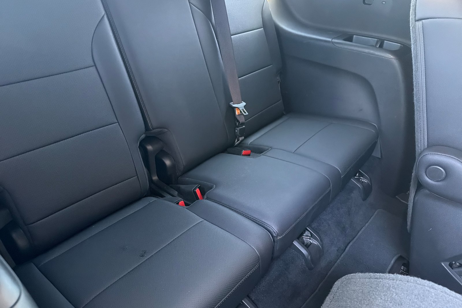 Used 2025 Chevrolet Traverse LT FWD image 20