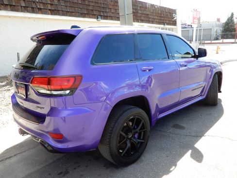 Used 2018 Jeep Grand Cherokee SRT AWD/4WD image 5