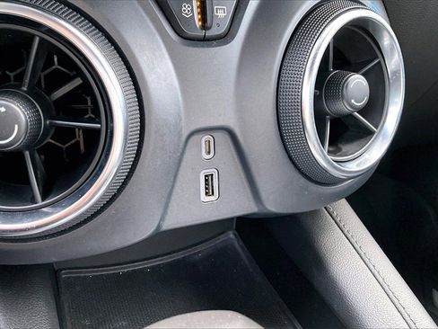 Used 2022 Chevrolet Blazer LT w/ Midnight/Sport Edition image 26