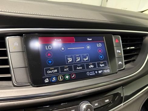 Used 2023 Buick Enclave Essence FWD image 19