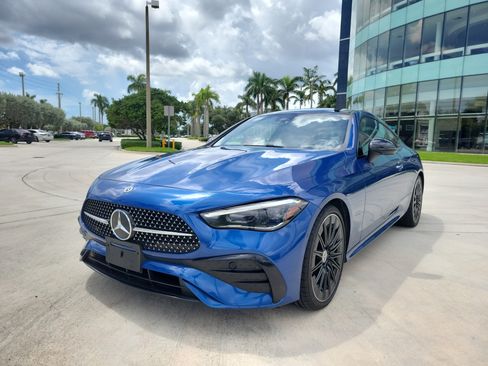 Used 2025 Mercedes-Benz CLE 300 4MATIC Coupe image 4