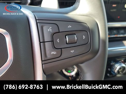 New 2025 GMC Sierra 1500 SLT w/ SLT Convenience Package image 24