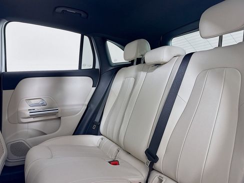 New 2026 Mercedes-Benz GLA 250 image 7