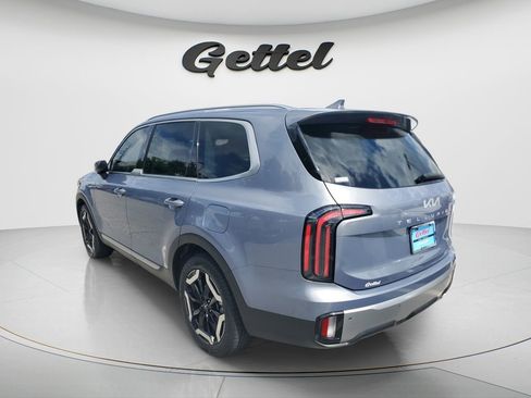 Used 2023 Kia Telluride EX FWD image 5