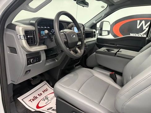 New 2026 Ford F250 XL w/ XL Chrome Package RWD image 10