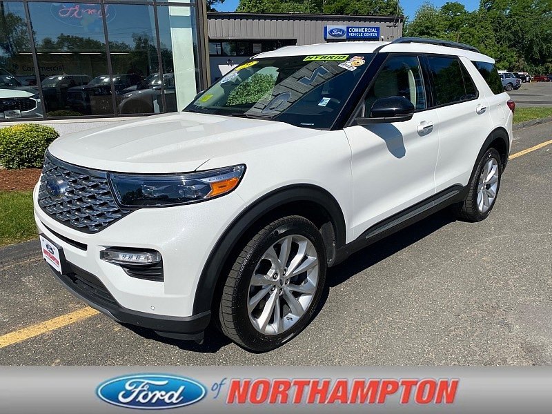 Certified 2023 Ford Explorer Platinum w/ Technology Package AWD/4WD image 1