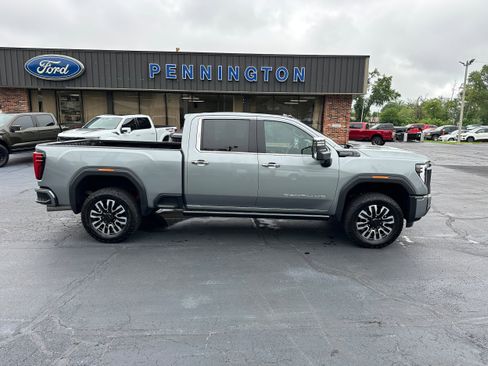 Used 2024 GMC Sierra 2500 Denali Ultimate image 24