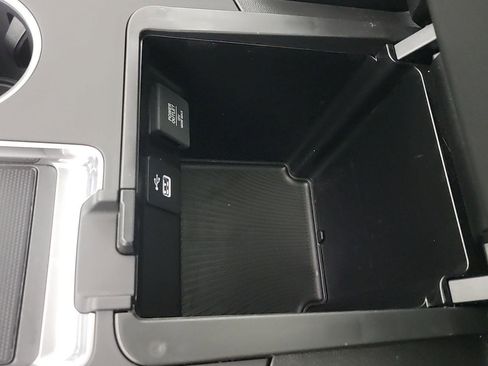 Used 2023 Acura MDX SH-AWD w/ Technology Package image 34