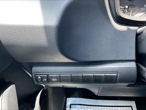 Used 2025 Toyota Corolla LE FWD image 15