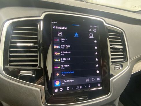 Certified 2024 Volvo XC90 B6 Ultimate w/ Protection Package Premier image 21