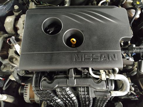 Used 2020 Nissan Altima 2.5 SR w/ Premium Package image 30