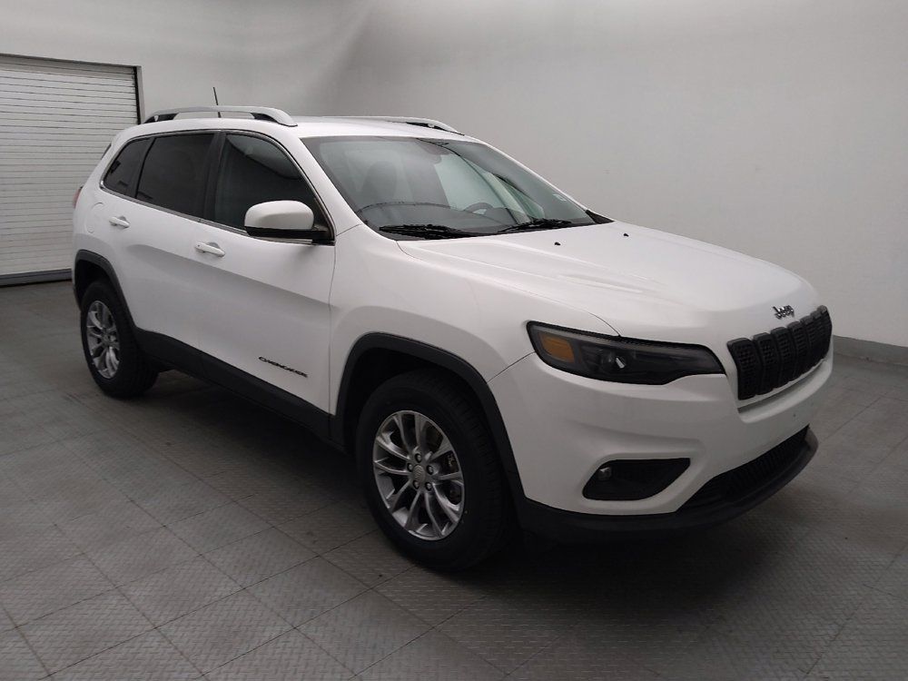 Used 2020 Jeep Cherokee Latitude Plus w/ Cold Weather Group AWD/4WD image 13