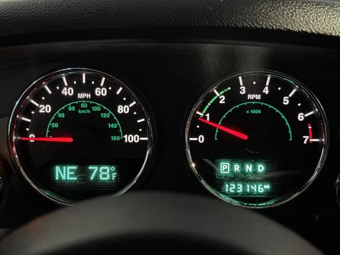 Used 2017 Jeep Wrangler Unlimited Sport w/ Connectivity Group AWD/4WD image 32