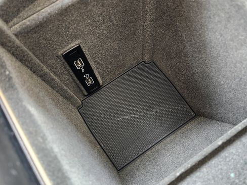 Used 2017 Mercedes-Benz GLE 350 4MATIC w/ Premium 1 Package image 38