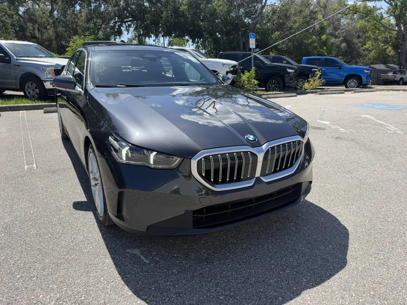 Used 2025 BMW 530i RWD image 5