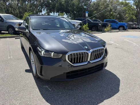 Used 2025 BMW 530i RWD image 5