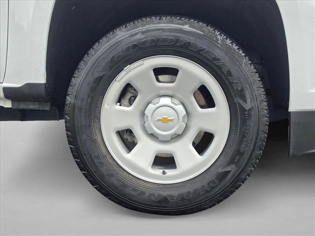 Used 2022 Chevrolet Colorado W/T RWD image 9