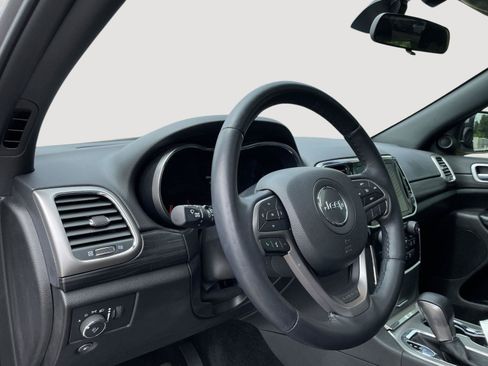 Used 2021 Jeep Grand Cherokee Laredo X AWD/4WD image 20