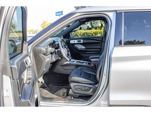 Used 2020 Ford Explorer ST w/ ST Street Pack AWD/4WD image 28
