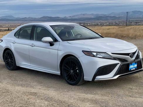 Used 2023 Toyota Camry XSE image 2