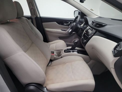 Used 2019 Nissan Rogue Sport SV image 21