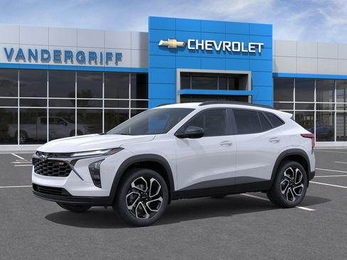 New 2026 Chevrolet Trax RS w/ Driver Confidence Package FWD image 24