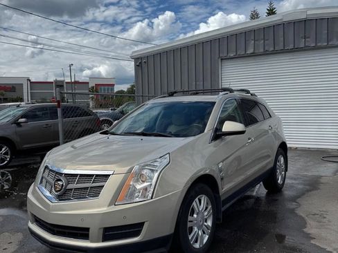 Used 2010 Cadillac SRX Luxury FWD image 1