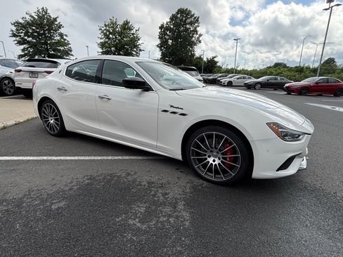Used 2024 Maserati Ghibli Modena Ultima Q4 AWD/4WD image 11